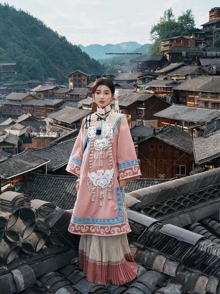 Ethnic Fashion Shoot - ملابس وردية بأسلوب عرقي للفتيات لجلسات