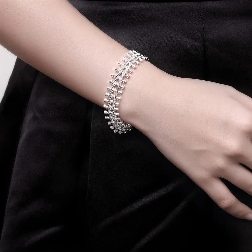 سوار فضة عيار 925 من ماركات شه - مراجعة Ethnic Fashion Brand وسعره