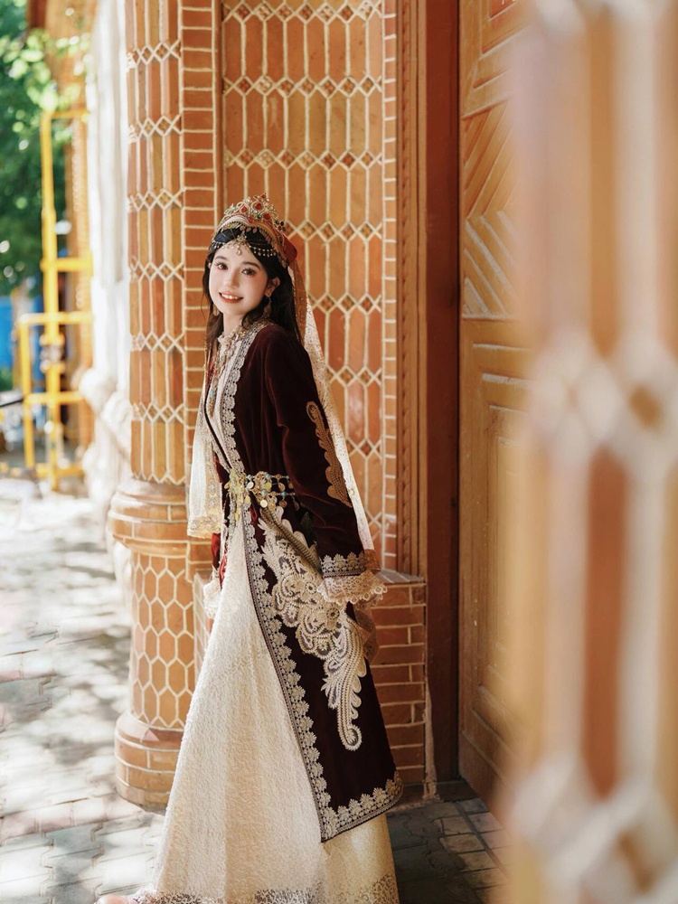 ملابس جديدة للتصوير الفوتوغراف - مراجعة Ethnic Clothing & Online Fashion Store Khaadi Us وسعره