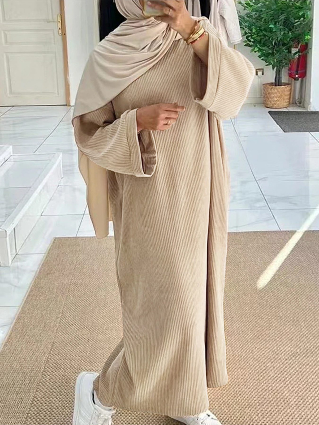 فساتين متواضعة للنساء المسلمات - مراجعة Abaya Modest Wear وسعره