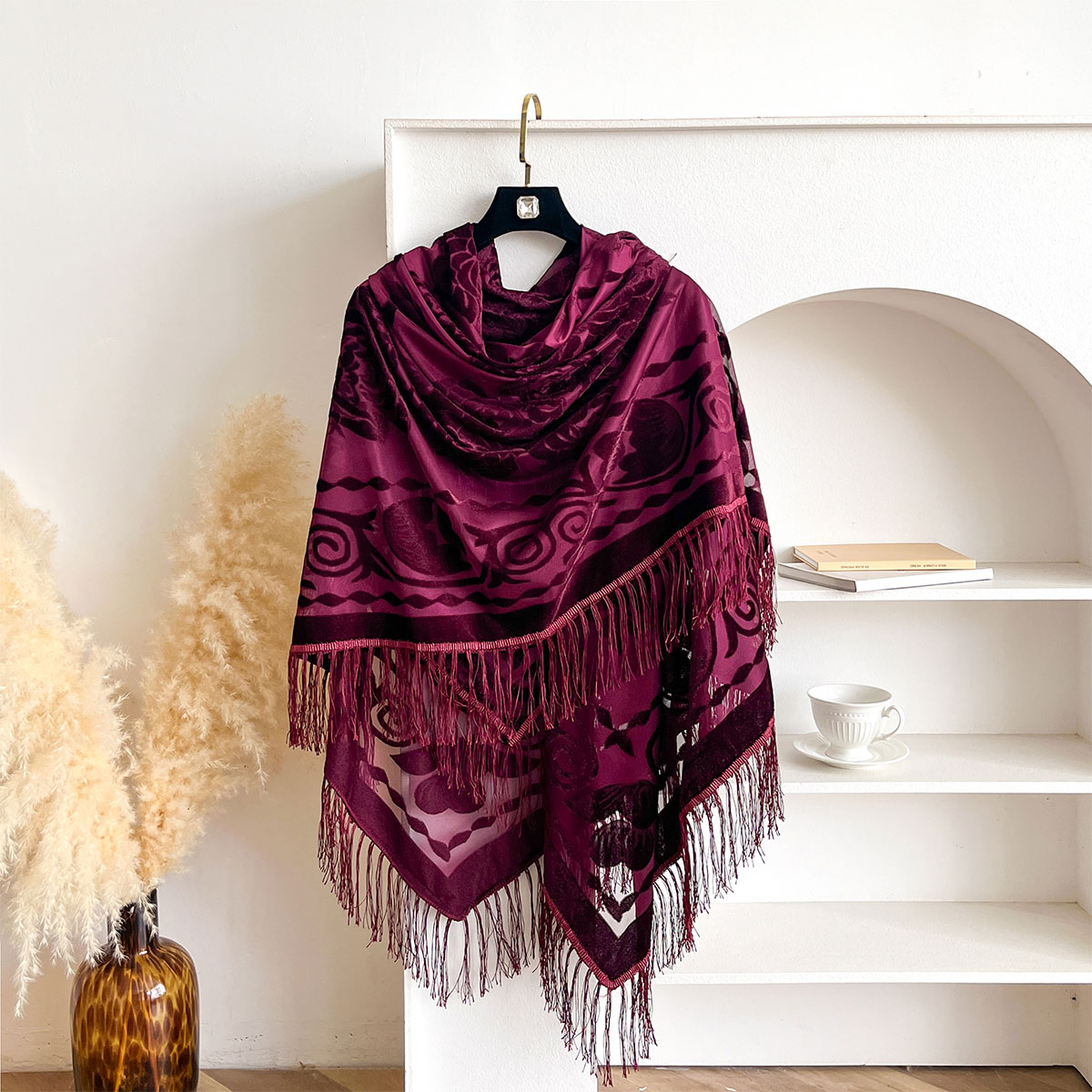 شال مخملي عتيق الطراز بتطريز ز - مراجعة Ethnic Fashion Accessories وسعره