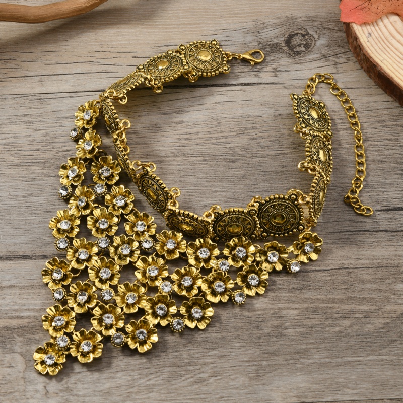 قلادة جديدة 2026 بتصميم مصري ع - مراجعة Ethnic Fashion Shoot وسعره